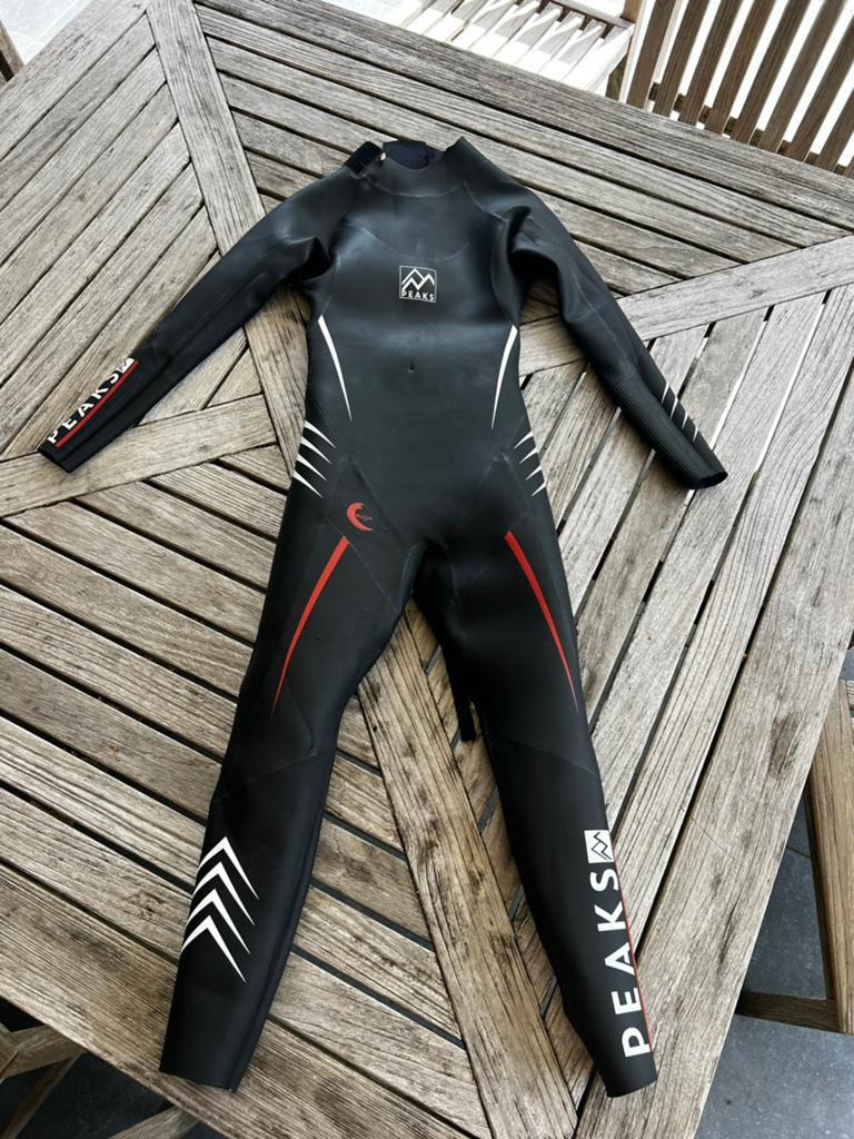 Peaks roja wetsuit maat small, Watersport en Boten, Watersportkleding, Ophalen, Gebruikt, Heer, Wetsuit