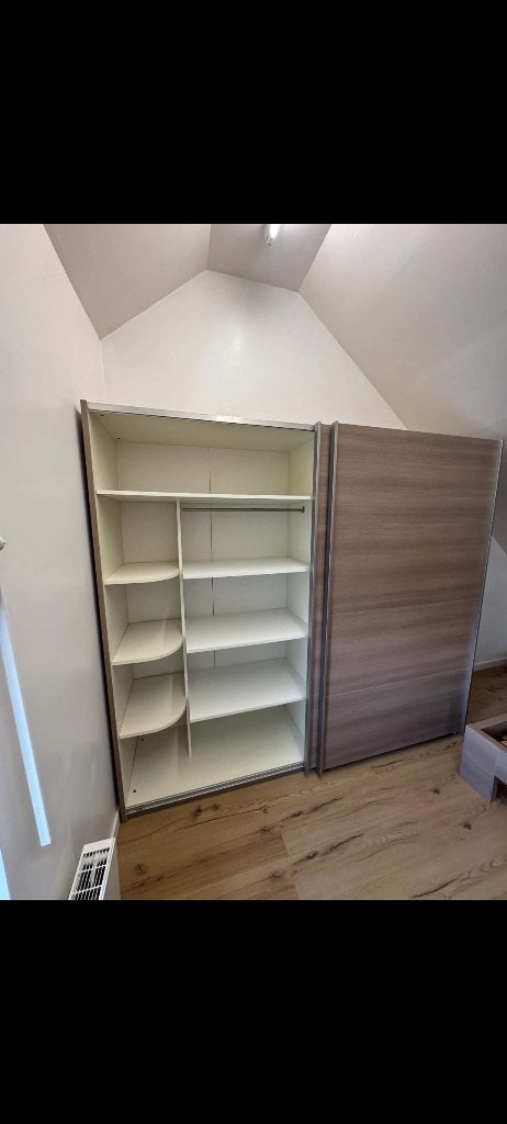 Slaapkamer kast en 2 pers bed, Strak, Brun, Enlèvement, Utilisé