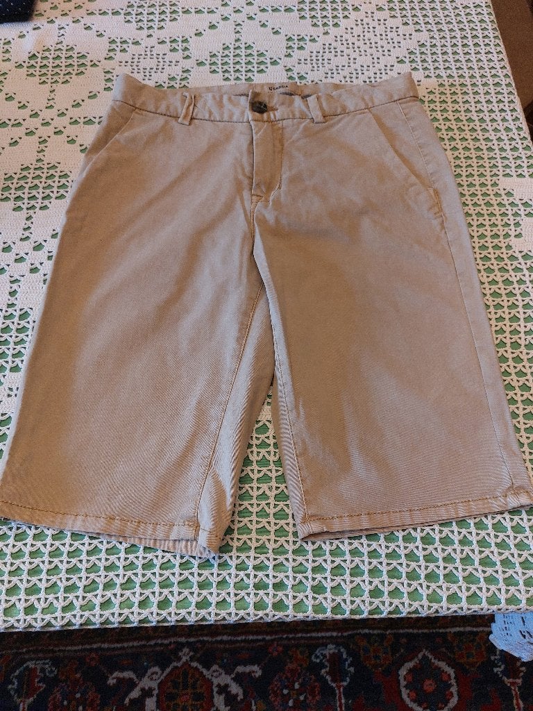 BERMUDA BEIGE TAILLE 158 DE LA MARQUE GARCIA, Enfants & Bébés, Pantalon, Garçon, Comme neuf, Enlèvement