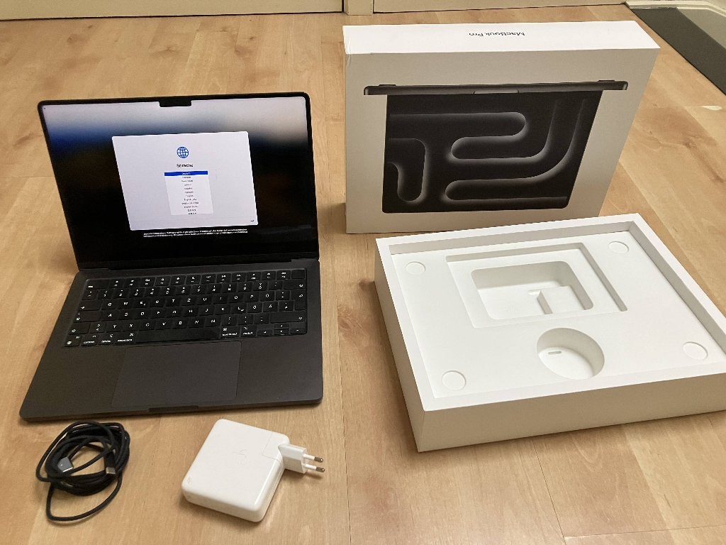14inch MacBook Pro (2024), M3 Max, 48GB RAM, German keyboard, Computers en Software, Ophalen, 1 TB of meer, 64 GB of meer, Gebruikt