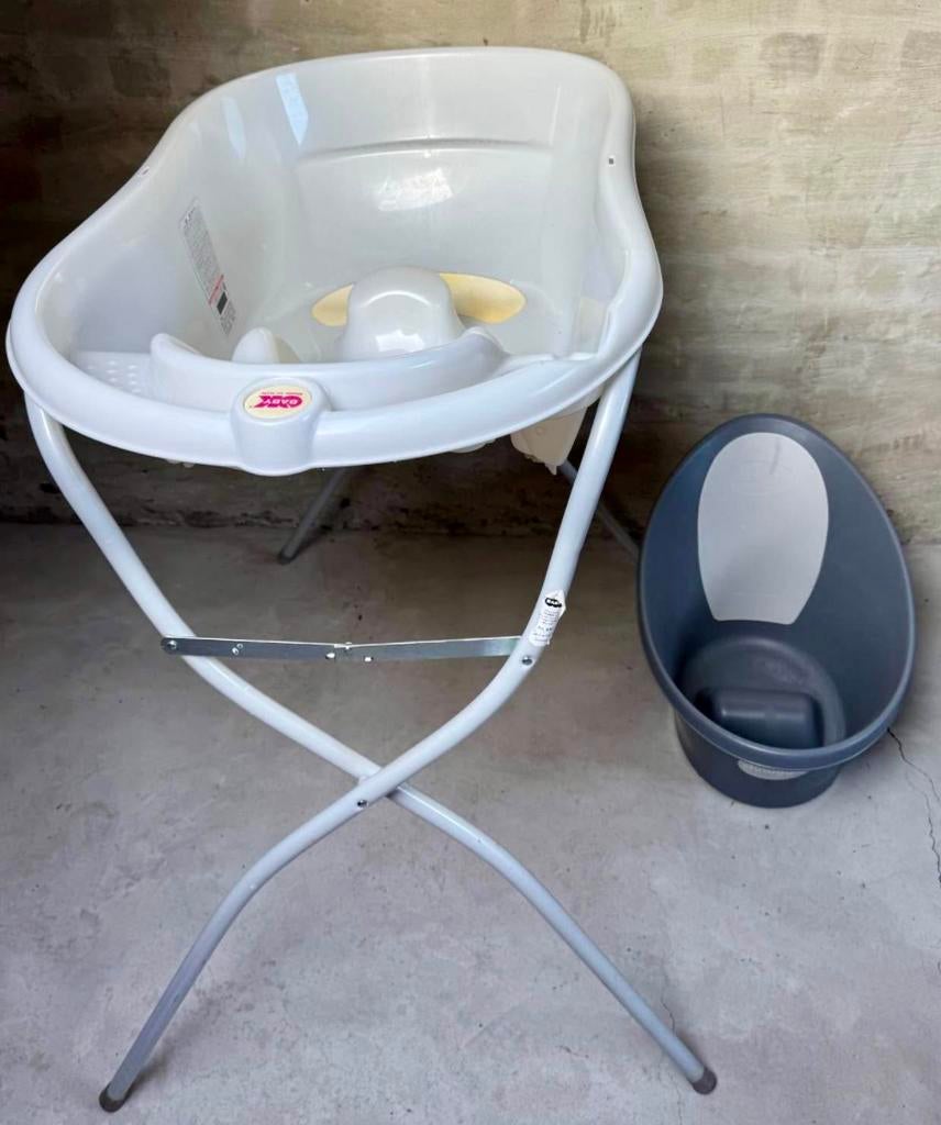Babybad + kuipje, Ophalen, Zo goed als nieuw