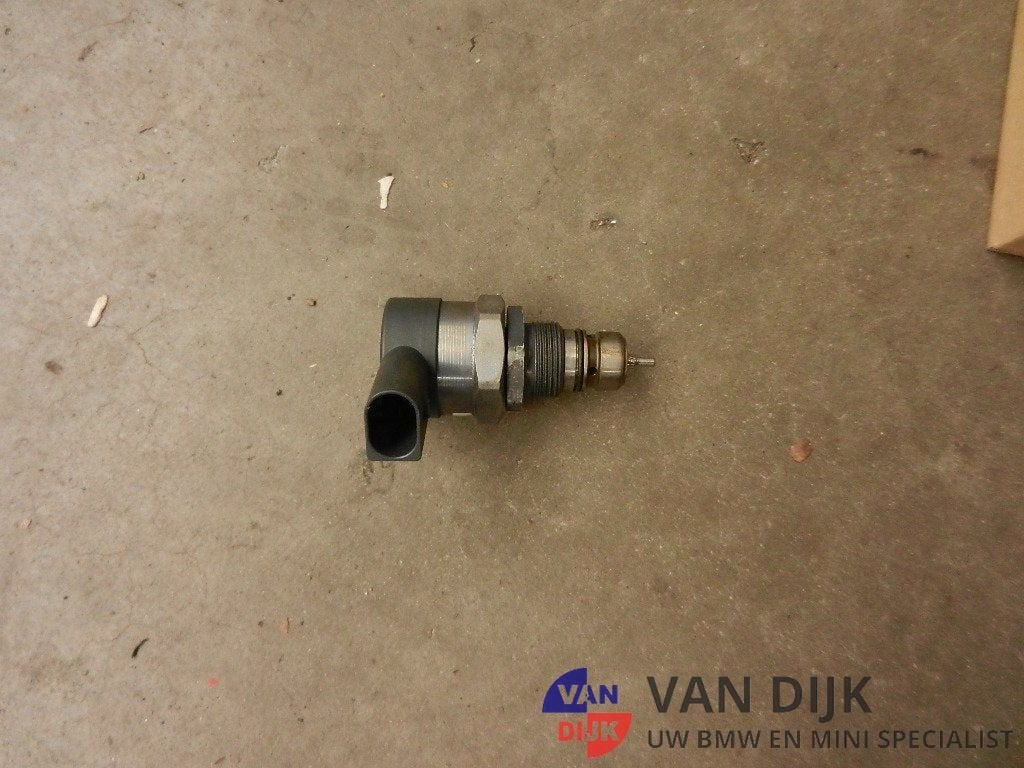 Drukregelaarventiel BMW Diesel 13537805733, -, Utilisé, -, BOVAG membre