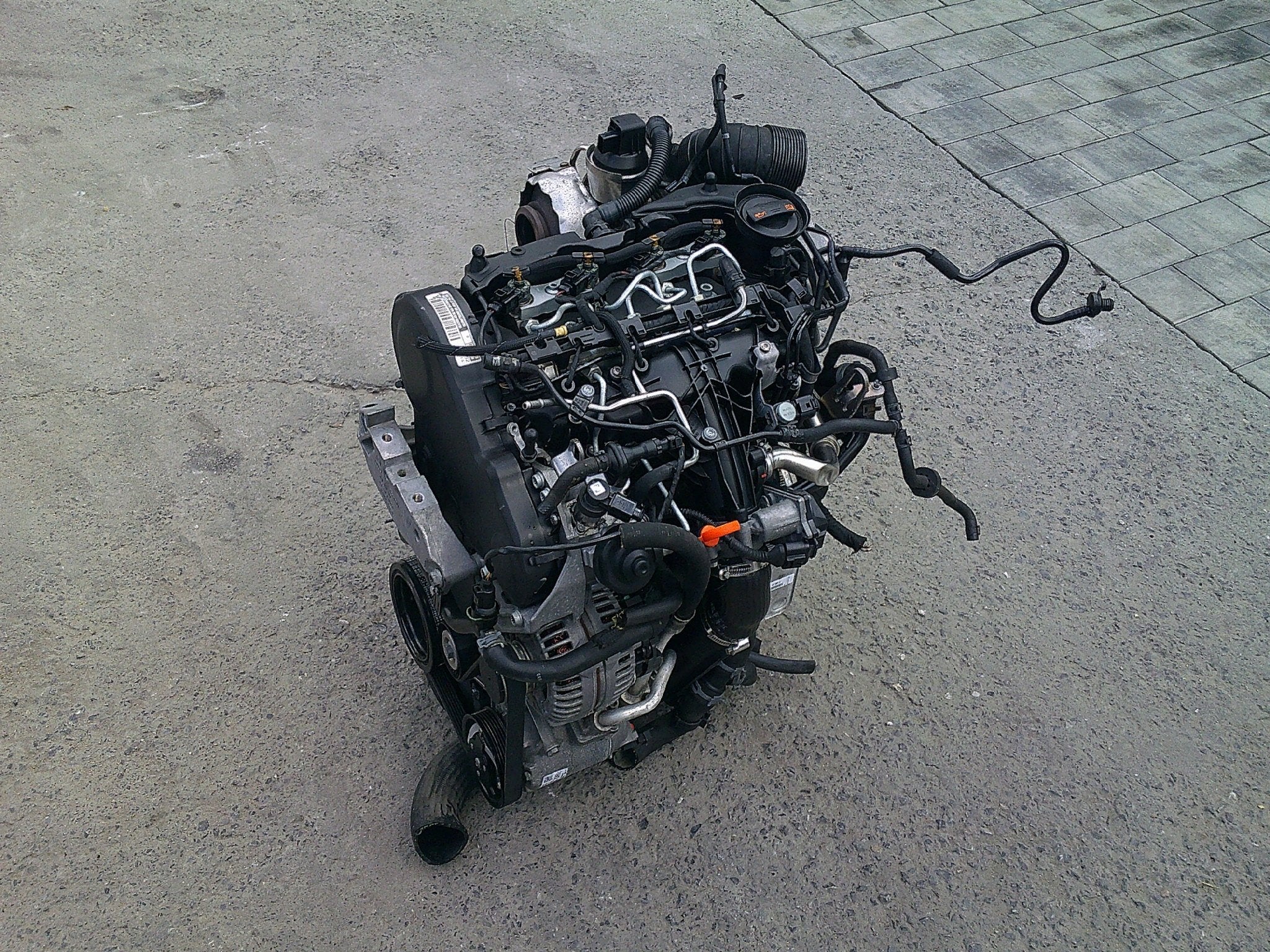 Moteur CFHF Complet GOLF OCTAVIA VW TOURAN SKODA CADDY YETI, Envoi, Utilisé, Daihatsu