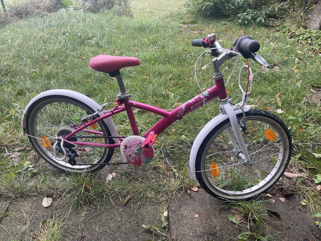 Vélo enfant B'Twin 20 pouces – Rose – À réparer, Frein à tambour, Enlèvement, Utilisé, BTwin Décathlon