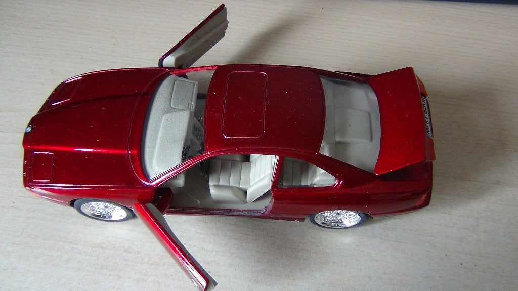 voiture 1/24 BMW 850 I, Hobby en Vrije tijd, Ophalen of Verzenden, Nieuw, Auto, Overige merken