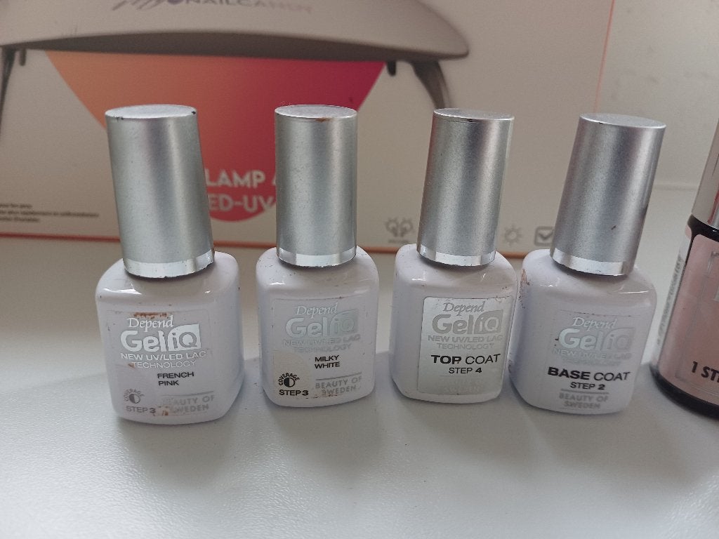 Gelnagellak en lamp, Handtassen en Accessoires, Ophalen, Overige kleuren, Nieuw, Handen en Nagels