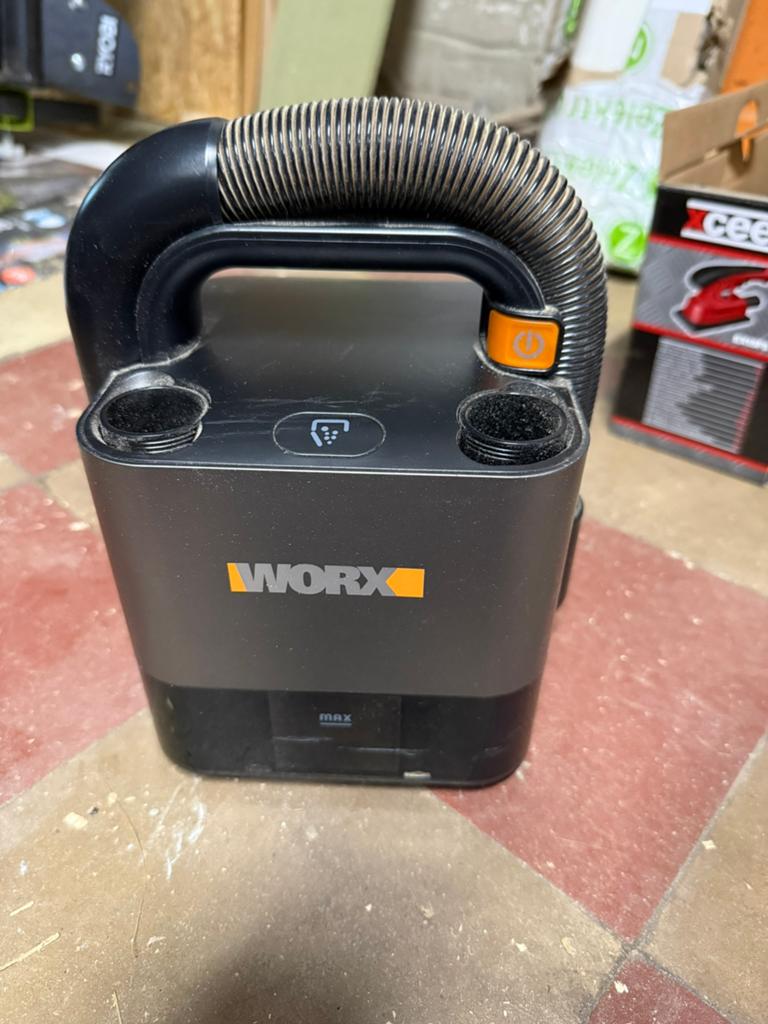 Mini aspirateur Worx WX030.9, Doe-het-zelf en Bouw, Reinigingsmachines, Ophalen