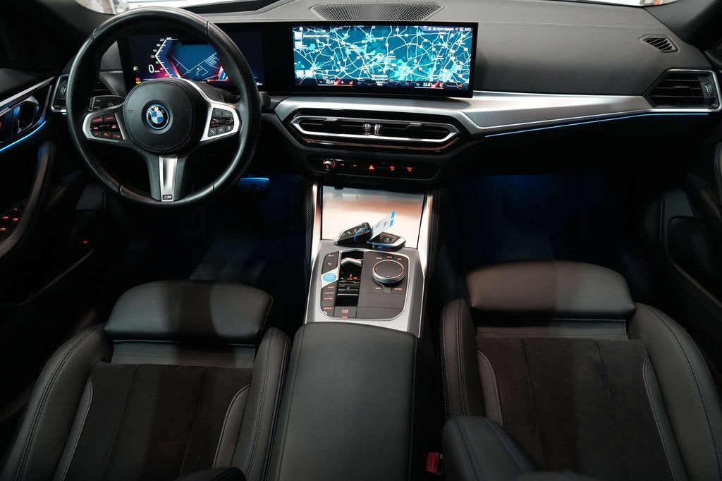 BMW i4 M-Sportpakket PRO eDrive35 Gran Coupe Garantie Spo, Autos, I4, Achat, 285 ch, Carnet d'entretien