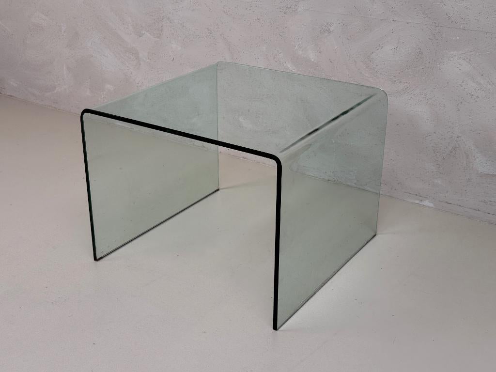 Curved Glass Designer Bijzettafel in Fiam Italia Stijl, 55 à 75 cm, Enlèvement ou Envoi, Verre, Utilisé