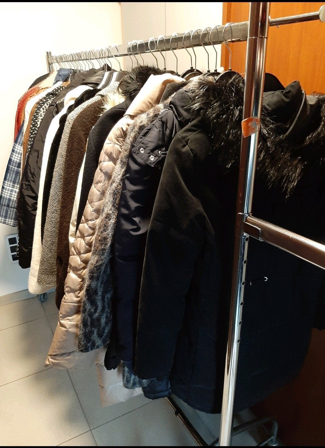 65 vestes pour hommes et femmes, Enlèvement ou Envoi, Comme neuf