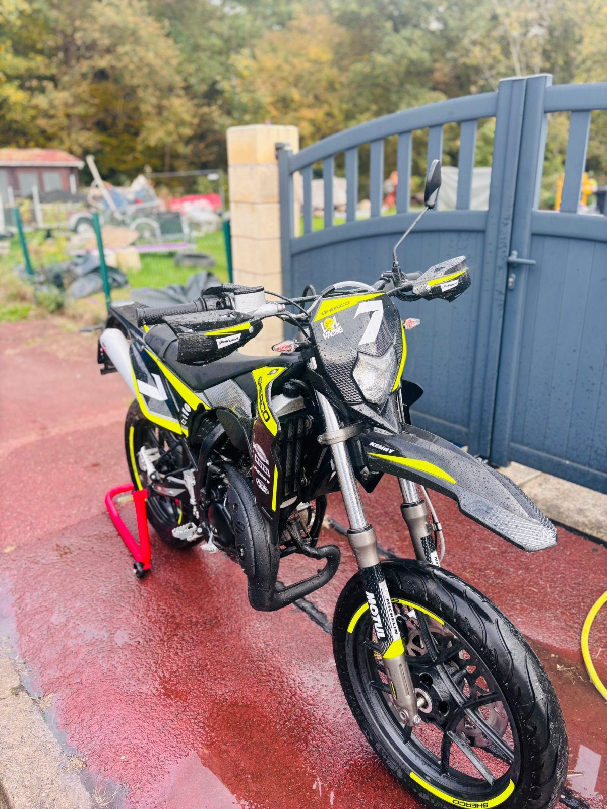 Sherco 50cc 2022 d’origine, Vélos & Vélomoteurs, Enlèvement, Comme neuf