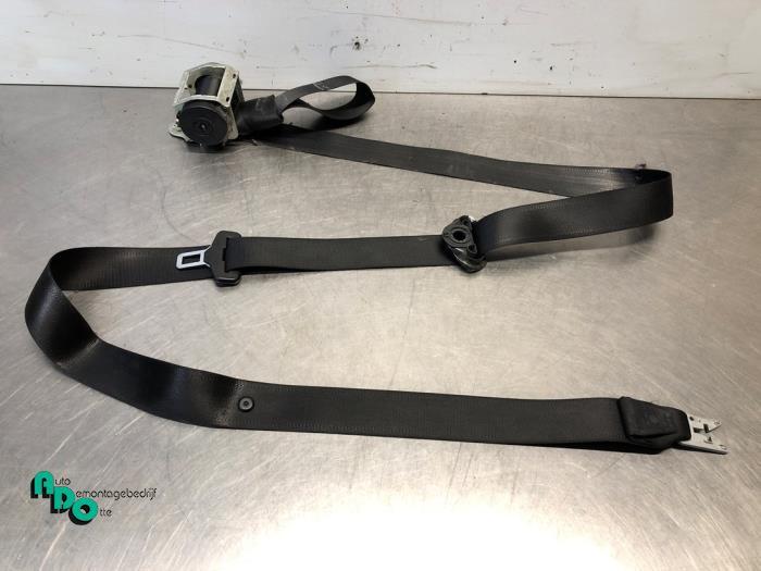 Ceinture de sécurité avant gauche d'un Opel Corsa (Corsa D, -, Opel, 3 mois de garantie, Utilisé