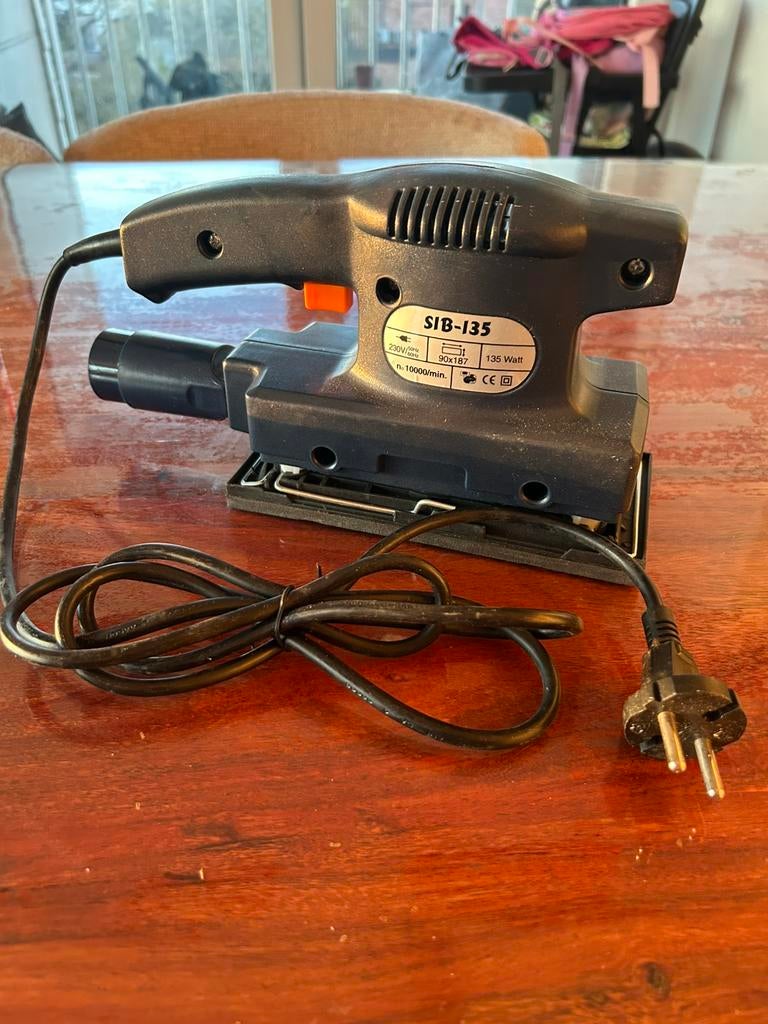 Schuurmachine  sib -135, Ophalen, Zo goed als nieuw