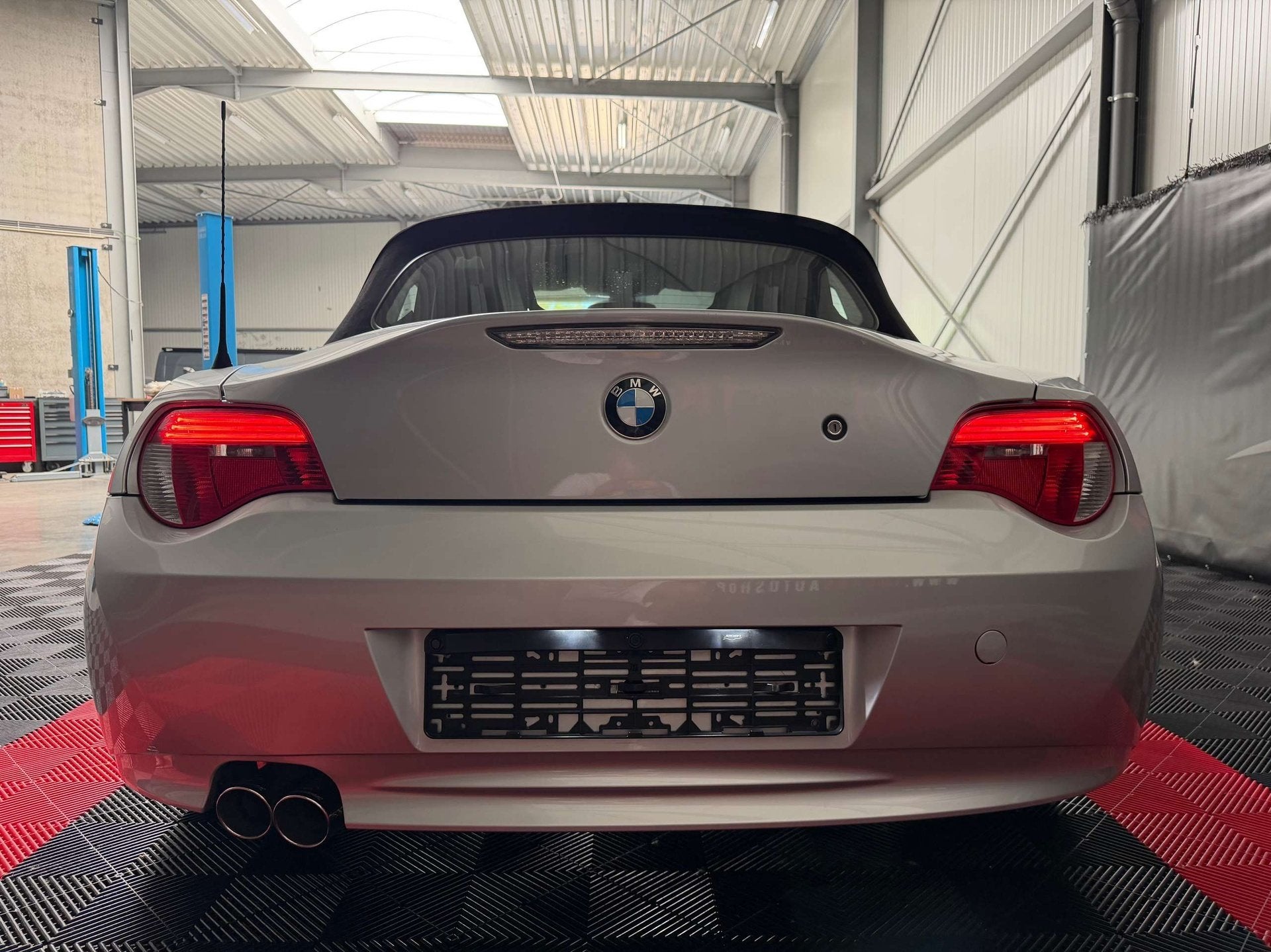 BMW Z4 2.0i 16v/Xeon/Airco/Zv/18"inc/Supersprint/Topper !/, Autos, BMW, Argent ou Gris, Achat, 110 kW, Boîte manuelle