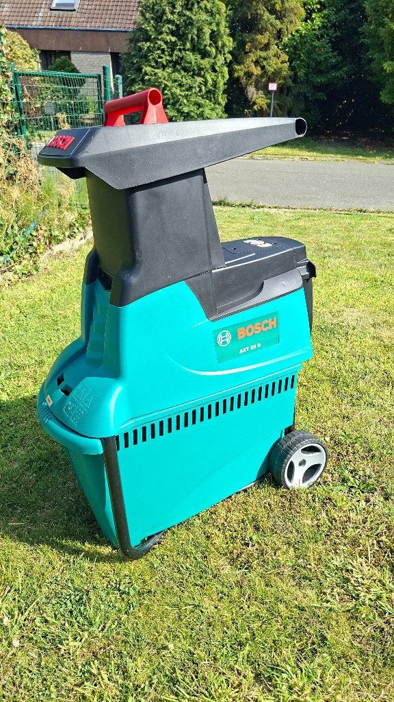 Bosch hakselaar AXT25D, Tuin en Terras, Ophalen, Zo goed als nieuw, Met opvangbak, Bosch