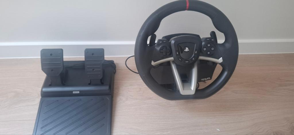 gaming stuur + games (nieuw 100+), Games en Spelcomputers, Ophalen, Zo goed als nieuw, Met games