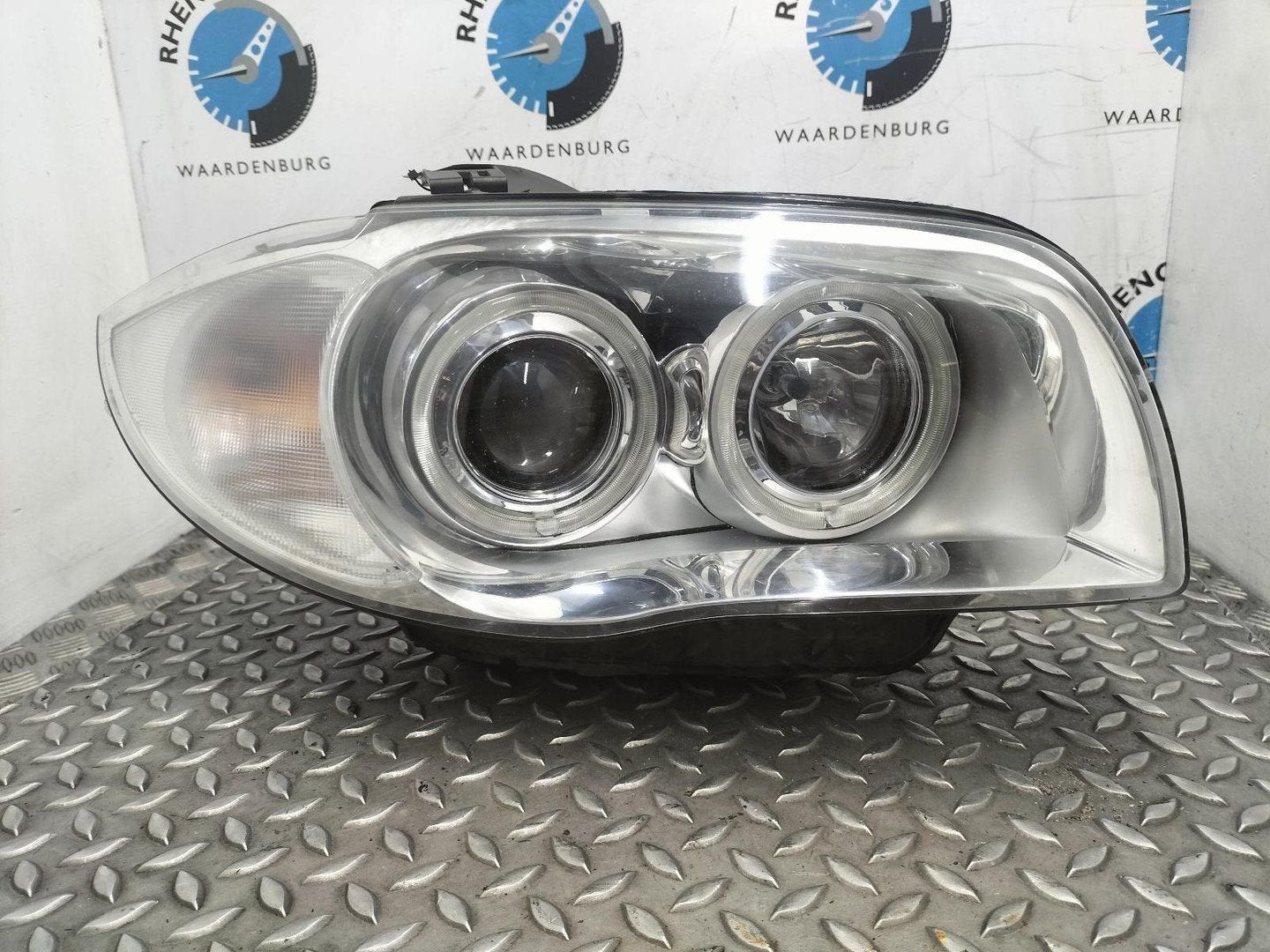 BMW 1 SERIES KOPLAMP R 2005, Enlèvement ou Envoi, Utilisé, ARN reconnu