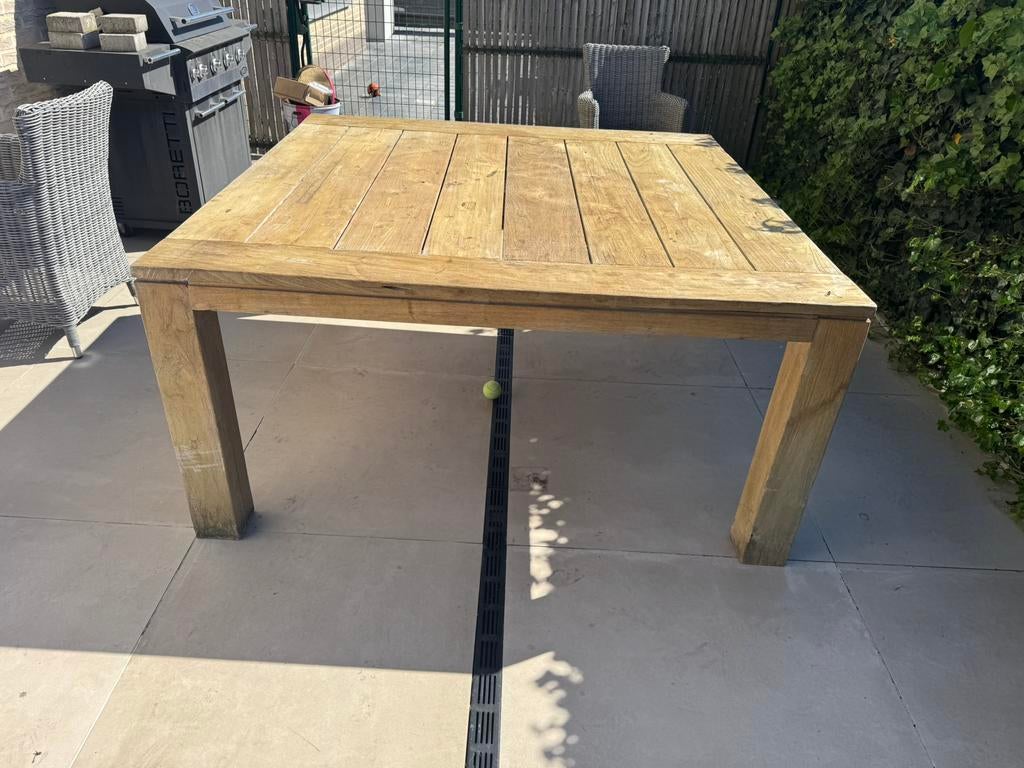 Tuintafel massief eik 1600x1600, Tuin en Terras, Tuintafels, Zo goed als nieuw, Vierkant, Hout, Ophalen