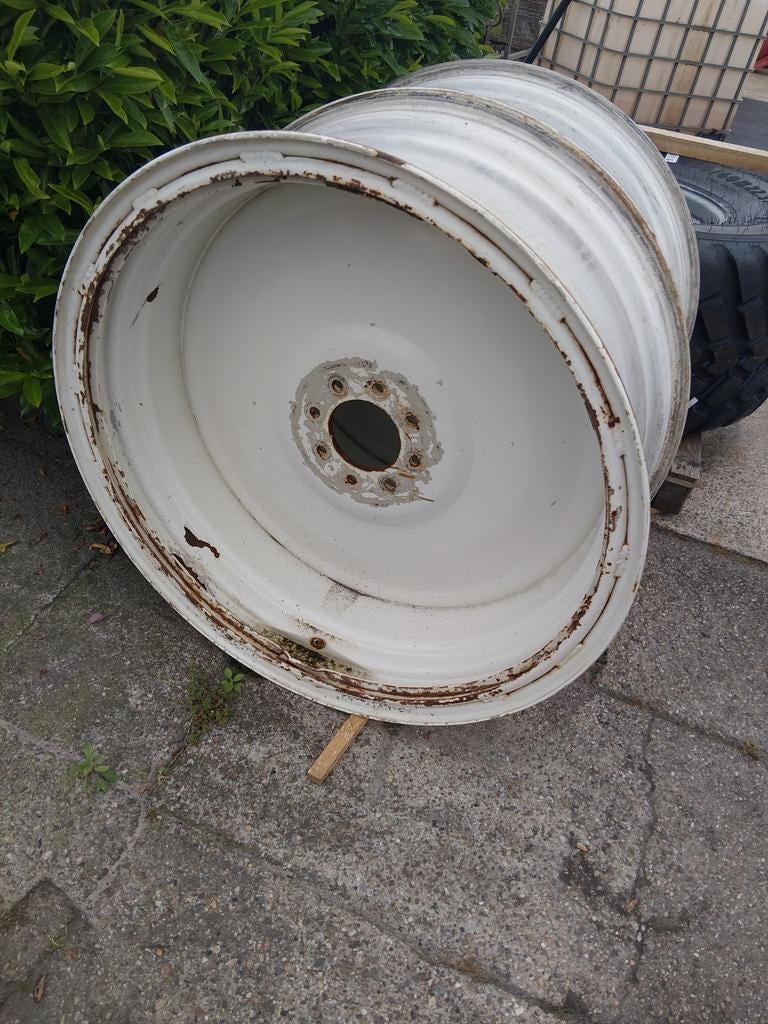 ford velgen 16x38 140x205 mel molcon ring, Ophalen