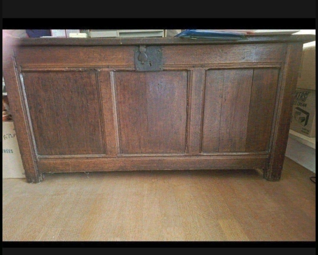 Valise ancienne, Enlèvement