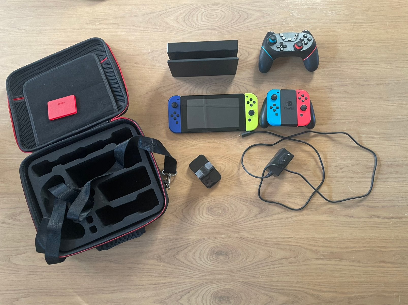 Nintendo met accessoires en games, Audio, Tv en Foto, Videocamera's Digitaal, Overige typen, Overige soorten, Zo goed als nieuw