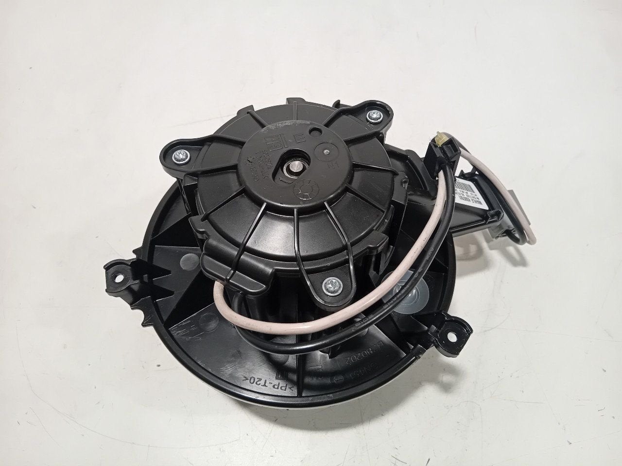 Kachel ventilator motor Opel Astra, Autos : Pièces & Accessoires, Onderdelen@venauto.nl, Van der Ven Autorecycling B.V., Ettenseweg 76, 4706 PB Roosendaal, The Netherlands