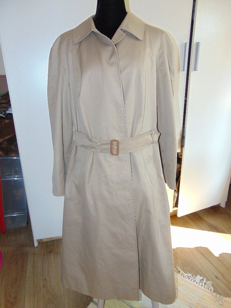 Trenchcoat Burberry in zeer goede staat, Ophalen, Gedragen, Maat 46/48 (XL) of groter, Beige