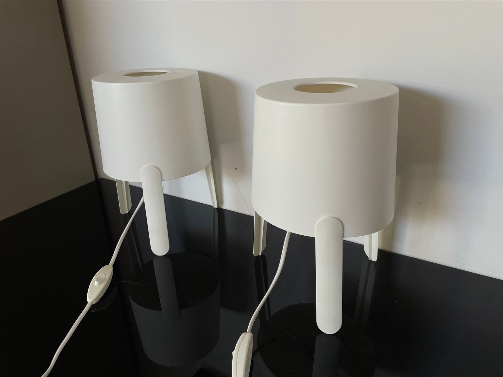 2 lampes blanche Ikea, Maison & Meubles, Comme neuf