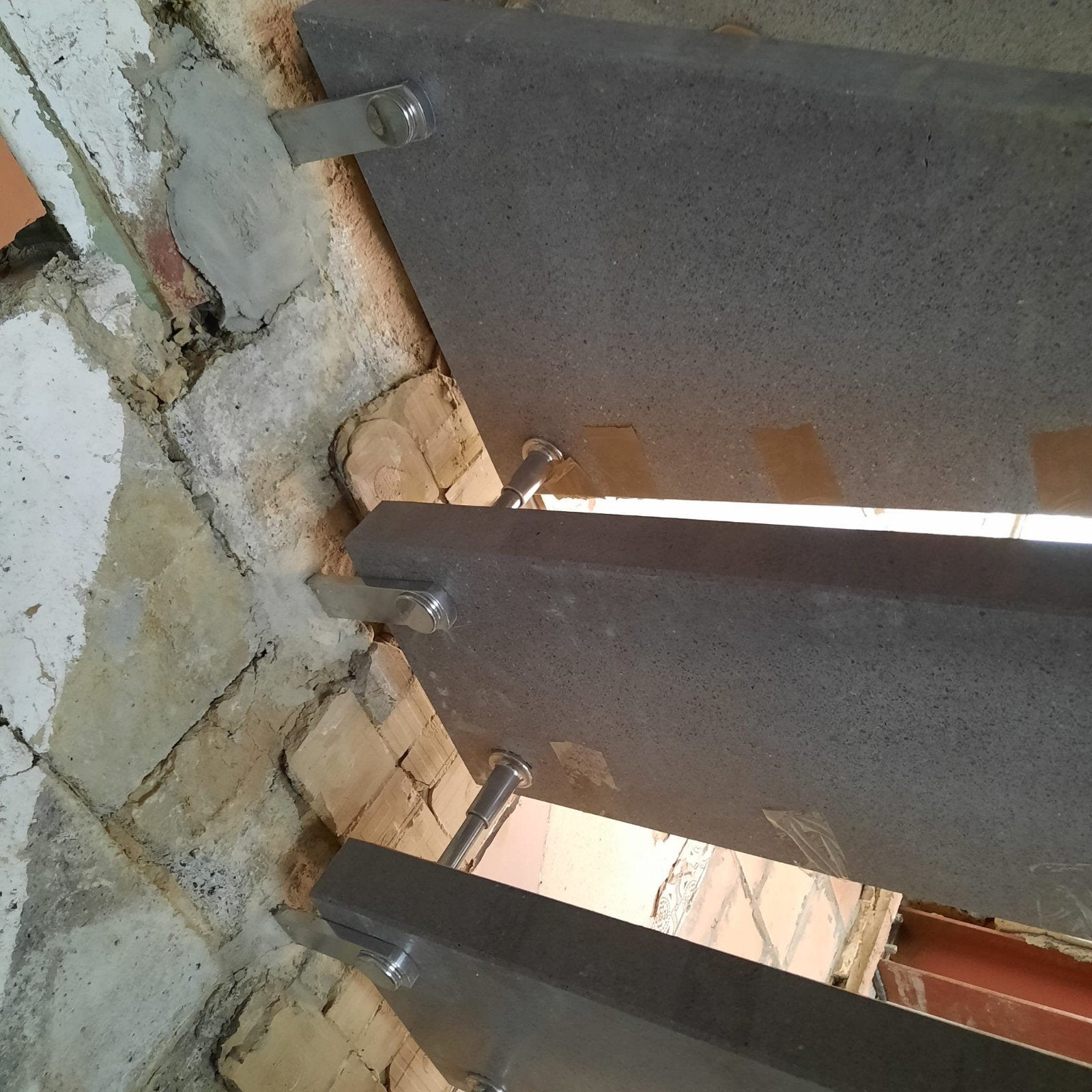 Natuursteen trap, ligt gedemonteerd op paletten, Ophalen, Gebruikt, Trap, 4 meter of meer
