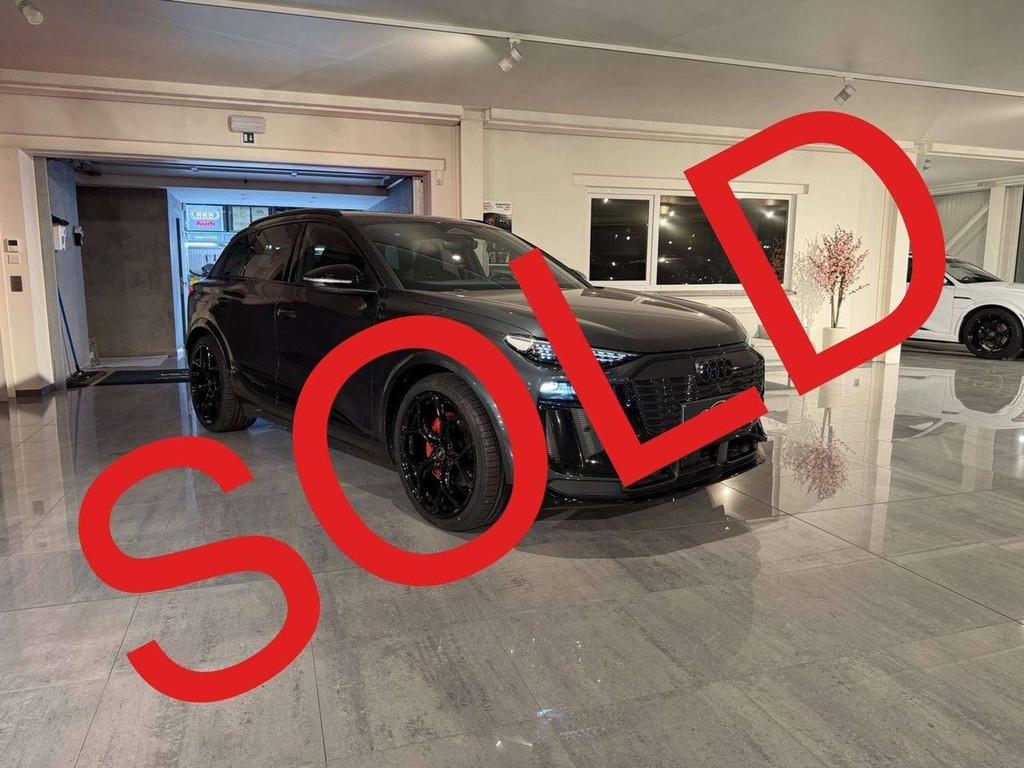 Audi Q6 e-tron SOLD BIJ GARAGE VRIENS YVES BV! (bj 2024), Auto's, Audi, Automaat, Achterwielaandrijving, Zwart, Zwart