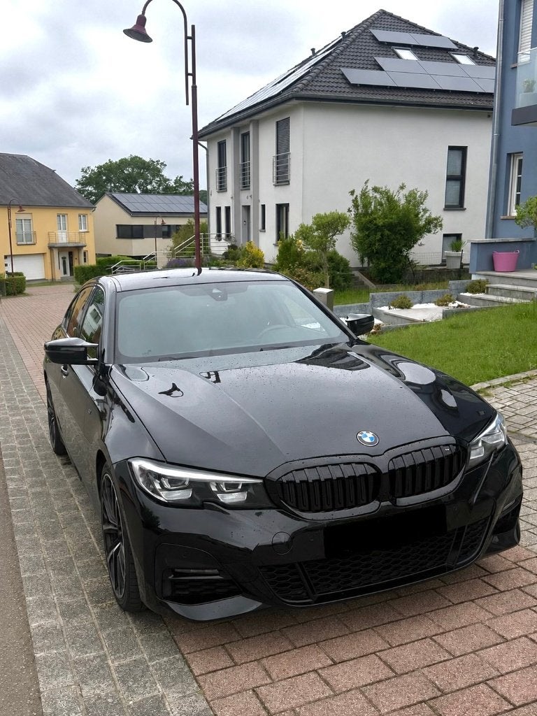 BMW 318d, Automaat, 4 deurs, Zwart, Particulier