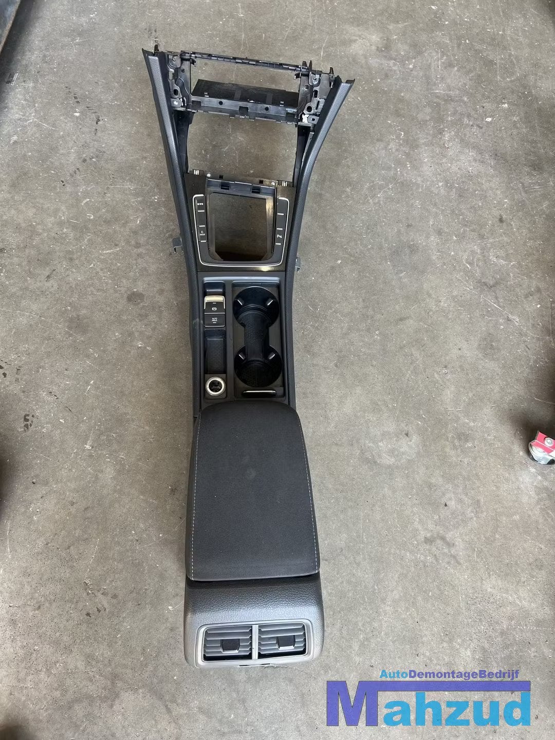 VW GOLF 7 Armsteun middenconsole midden 2012-2020, Auto-onderdelen, Interieur en Bekleding, Volkswagen, Gebruikt