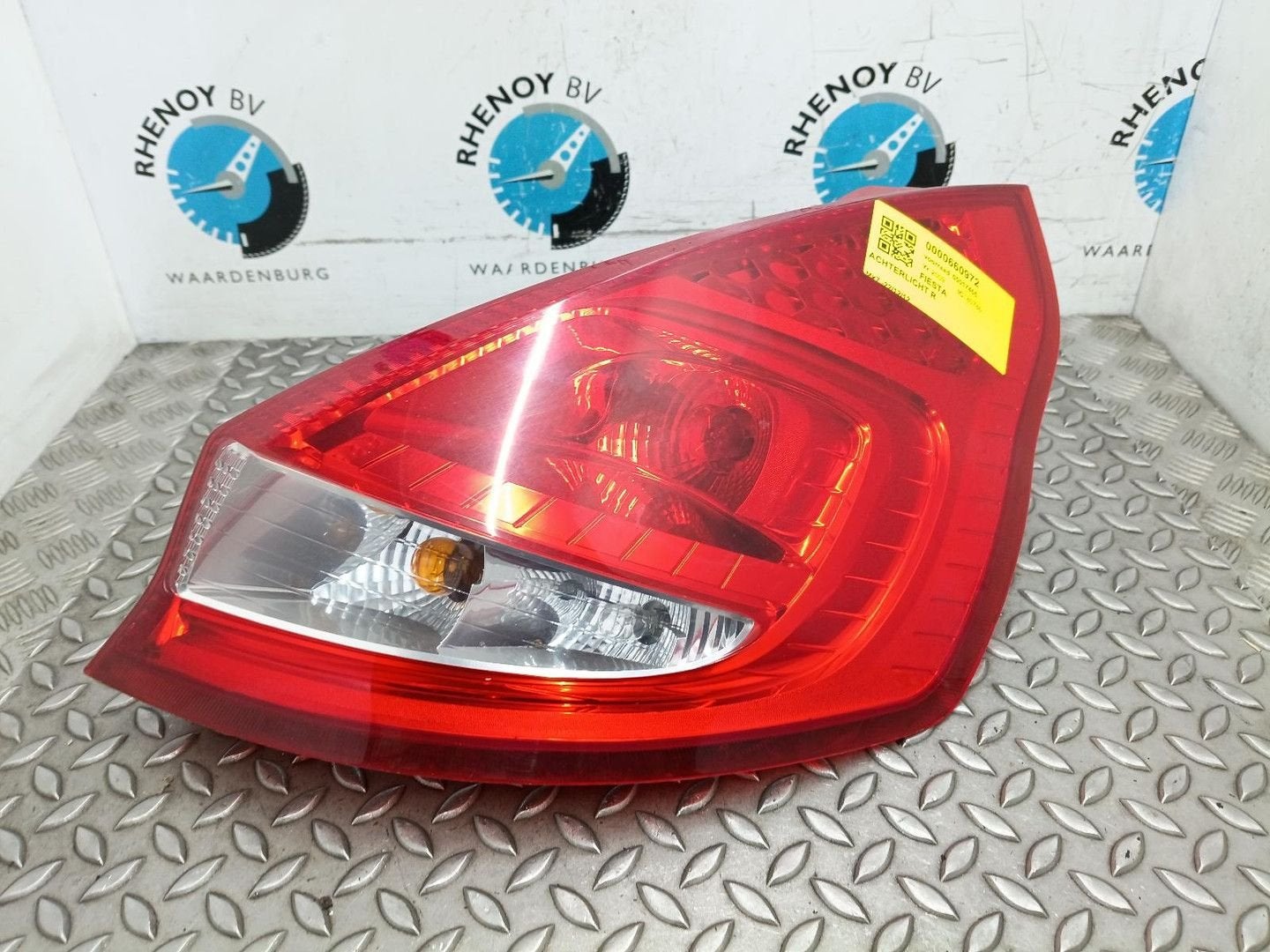 FORD FIESTA CB1 1.25 Trend  ACHTERLICHT R 1709552, 8A6113A60, Enlèvement ou Envoi, Utilisé, ARN reconnu