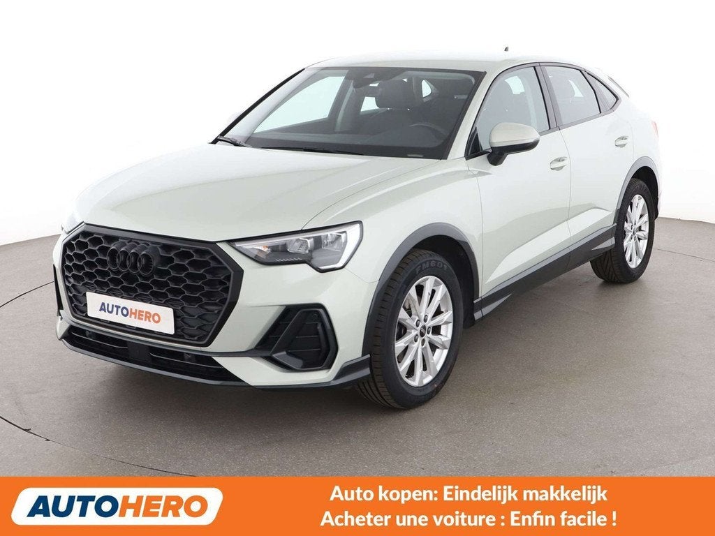 Audi Q3 35 TFSI Mild-Hybrid (année de construction 2022), Autos, Audi, Cuir, Argent ou Gris, Noir, 5 places