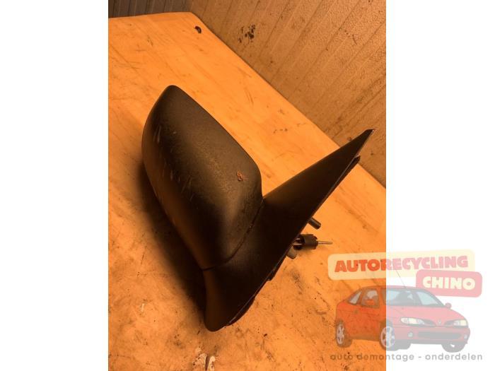 Buitenspiegel rechts van een Ford Fiesta, Gebruikt, -, -, Ophalen of Verzenden