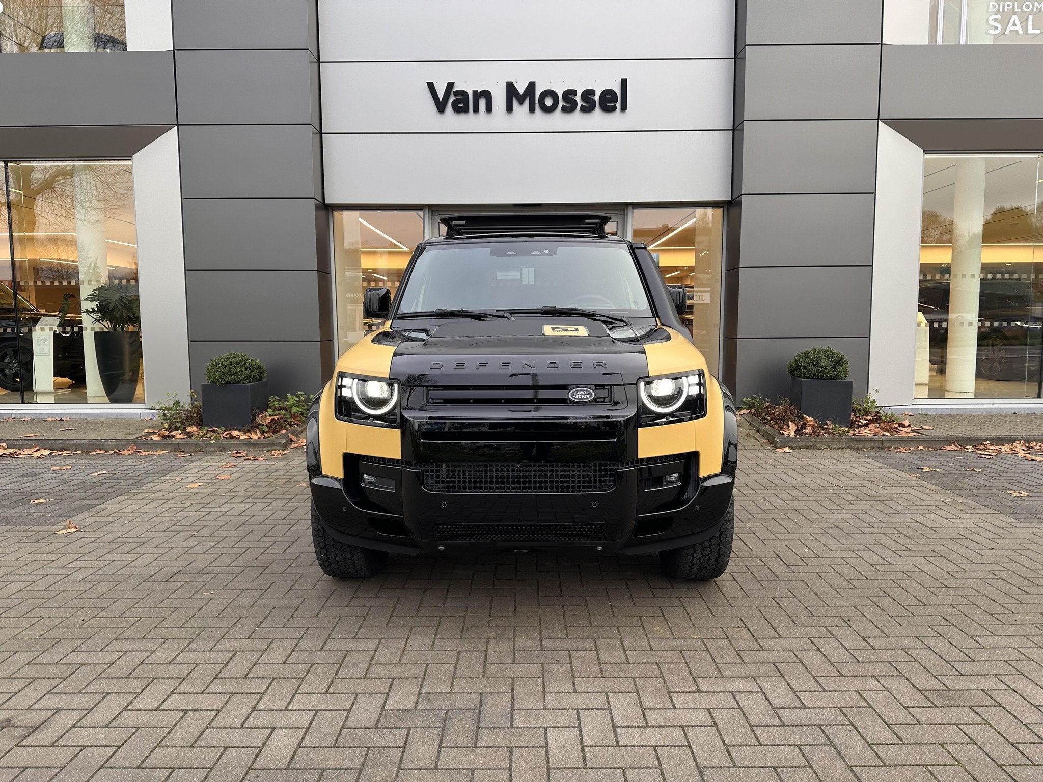 Land Rover Defender 110 D350 Trophy Edition - Deep Sandglow, Autos, Achat, Jaune, 257 kW, 5 portes