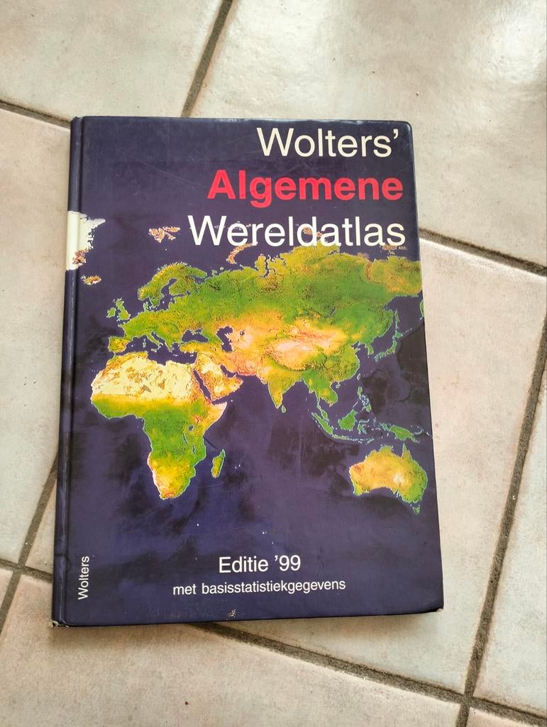 Wolters Algemene Wereldatlas, Boeken, Ophalen of Verzenden