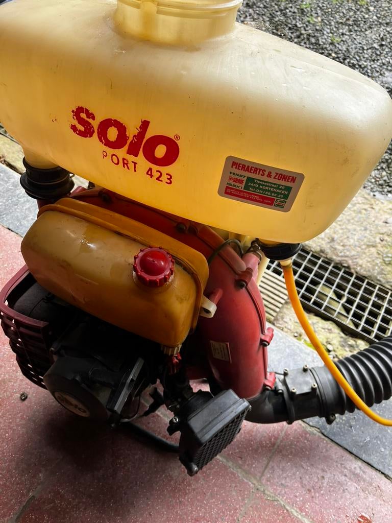 Solo motor rugsproeier, Ophalen, Zo goed als nieuw