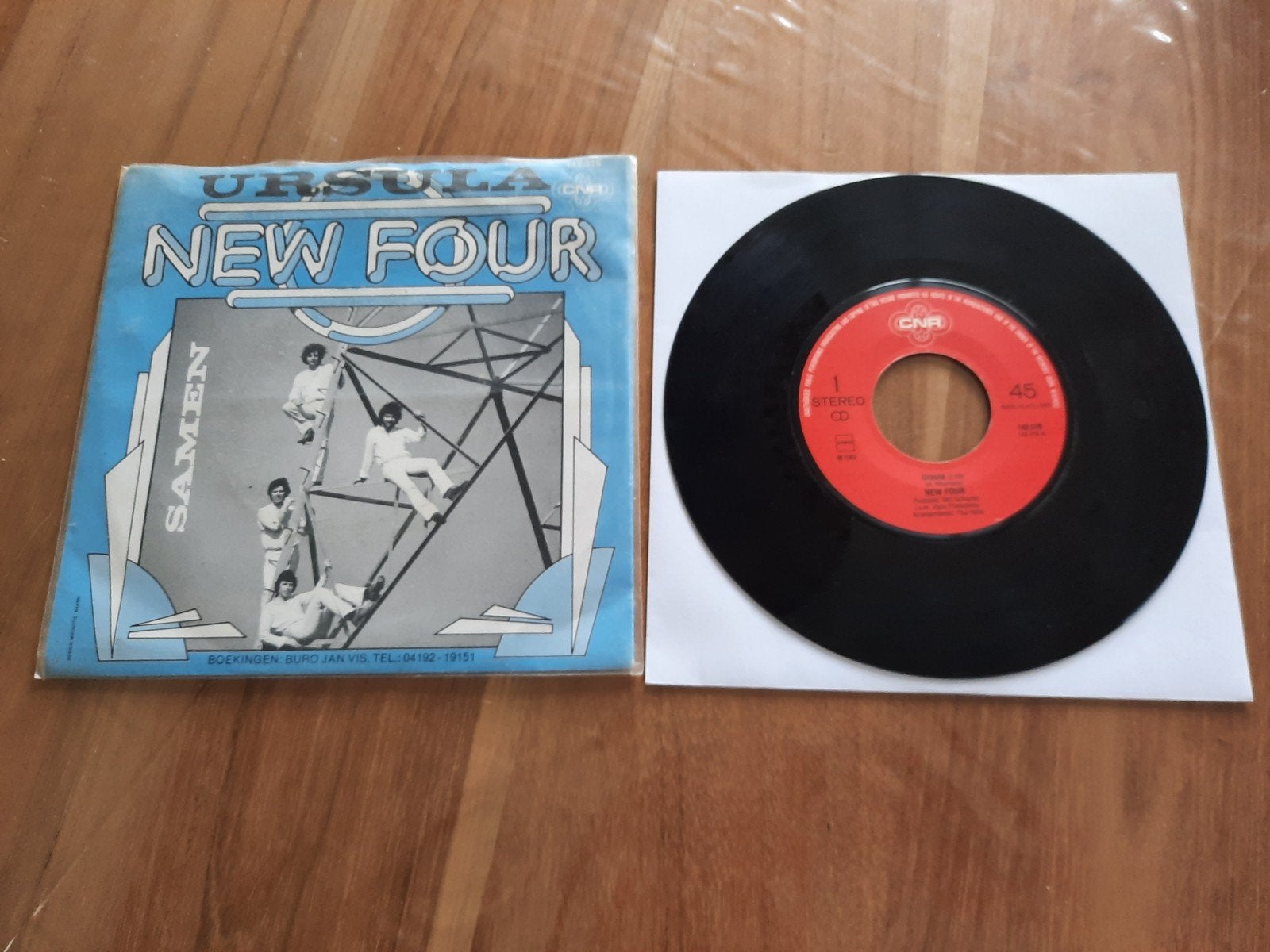 New Four. Ursula-Samen., CD & DVD, Vinyles | Néerlandophone, Enlèvement ou Envoi