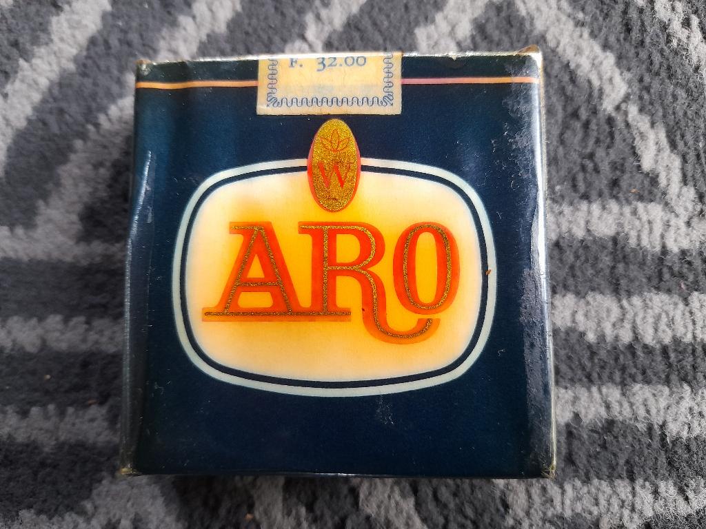 Collector: sigaretten  Aro - Odon Warland, Verzamelen, Verzenden, Gebruikt