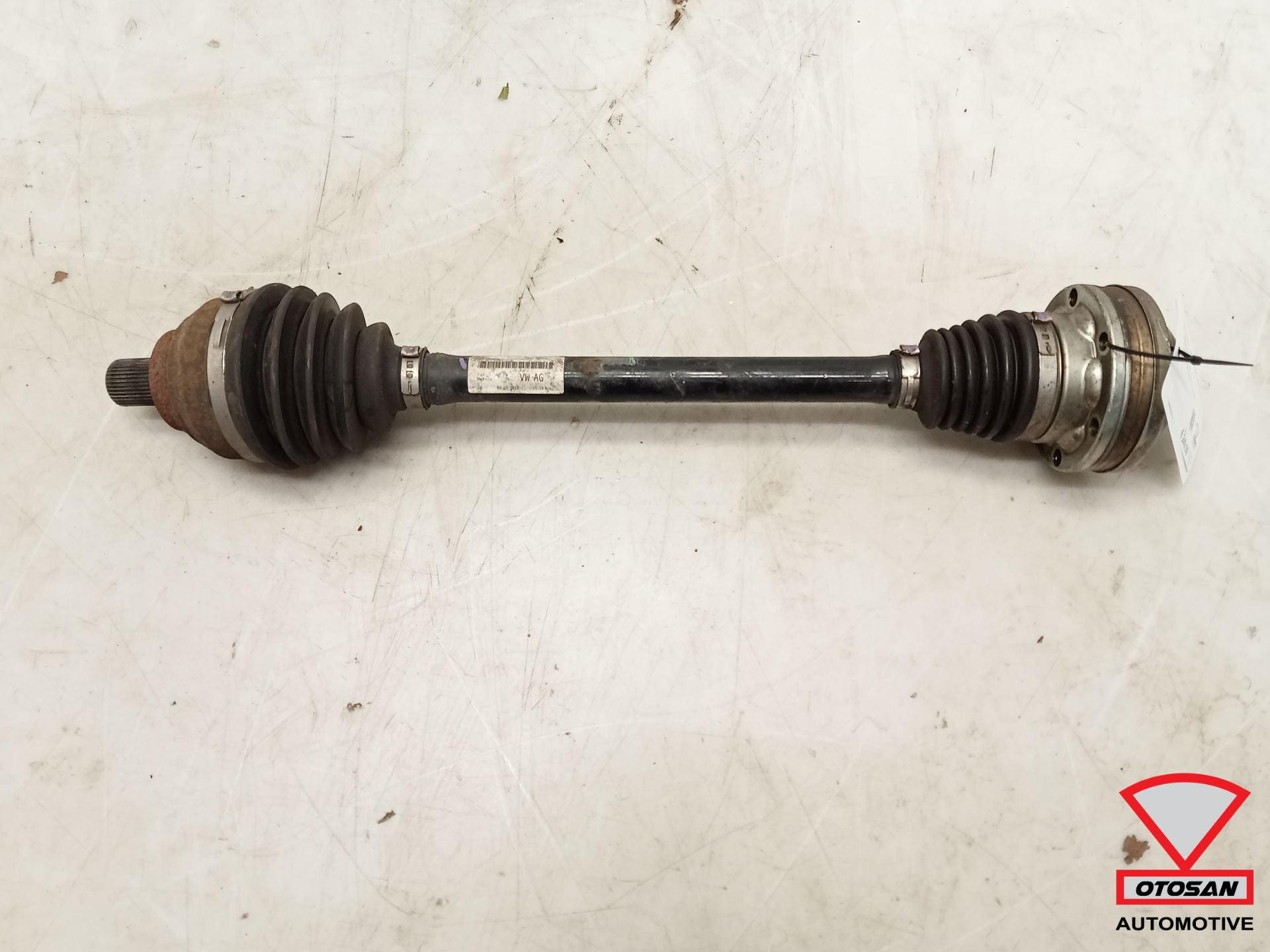 Arbre de transmission avant droit pour VW Tiguan Allspace 5N, Volkswagen, Volkswagen AG, Vw@volkswagen.de, Utilisé