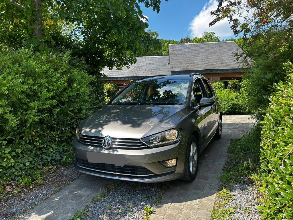 Golf sportsvan 2014 boîte automatique 65000km, Auto's, Volkswagen, 5 zetels, Voorwielaandrijving, Automaat, Stof