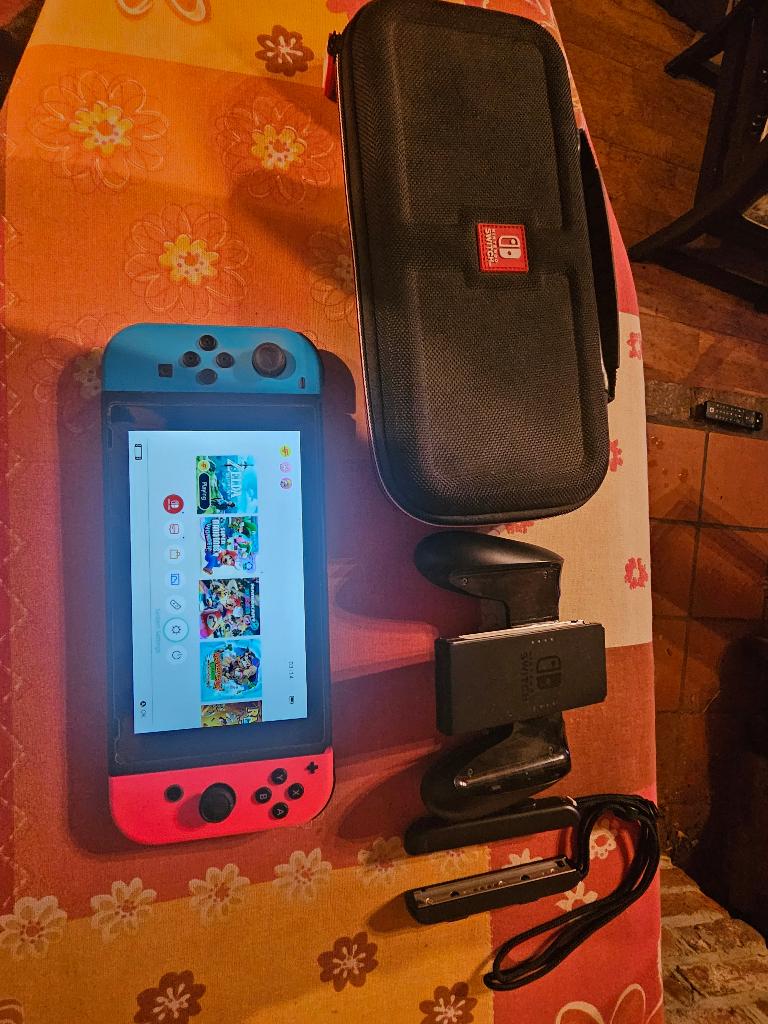 Nintendo Switch v.2, Consoles de jeu & Jeux vidéo, Enlèvement ou Envoi, Comme neuf, Switch 2019 Upgrade