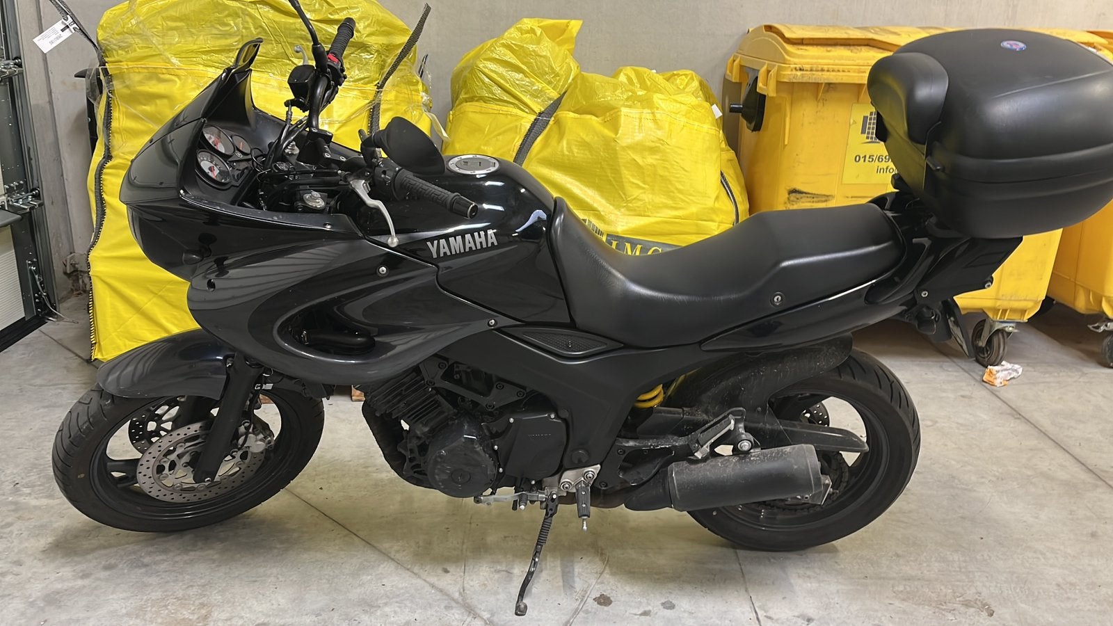 Yamaha tdm 850, Enlèvement, Utilisé