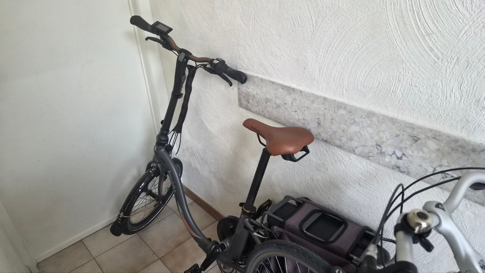 bizobike miesty bello 2, Ophalen of Verzenden, Zo goed als nieuw, 50 km per accu of meer