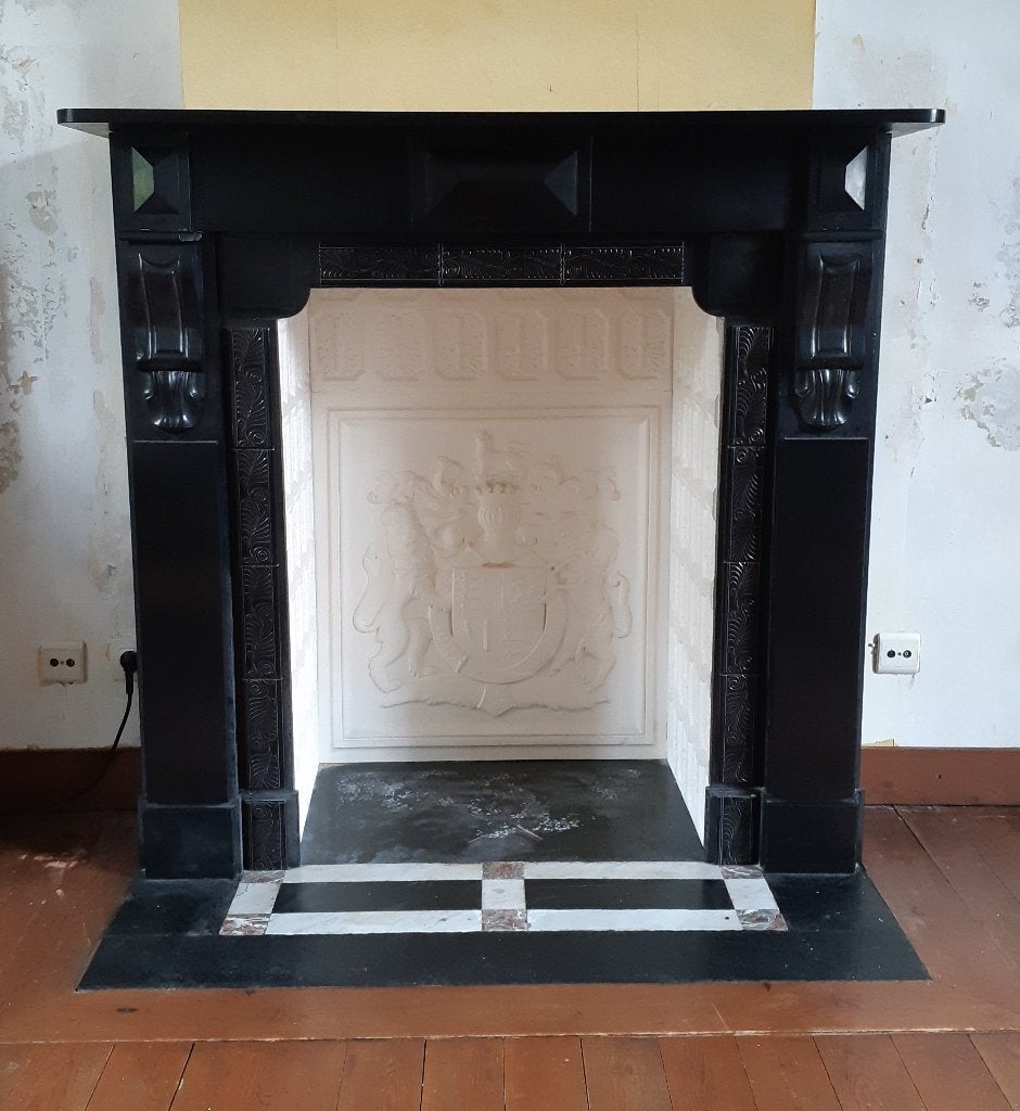 Manteau de cheminée en marbre noir 19ème, Huis en Inrichting, Haarden, Ophalen, Gebruikt, Vrijstaande haard, Houthaard