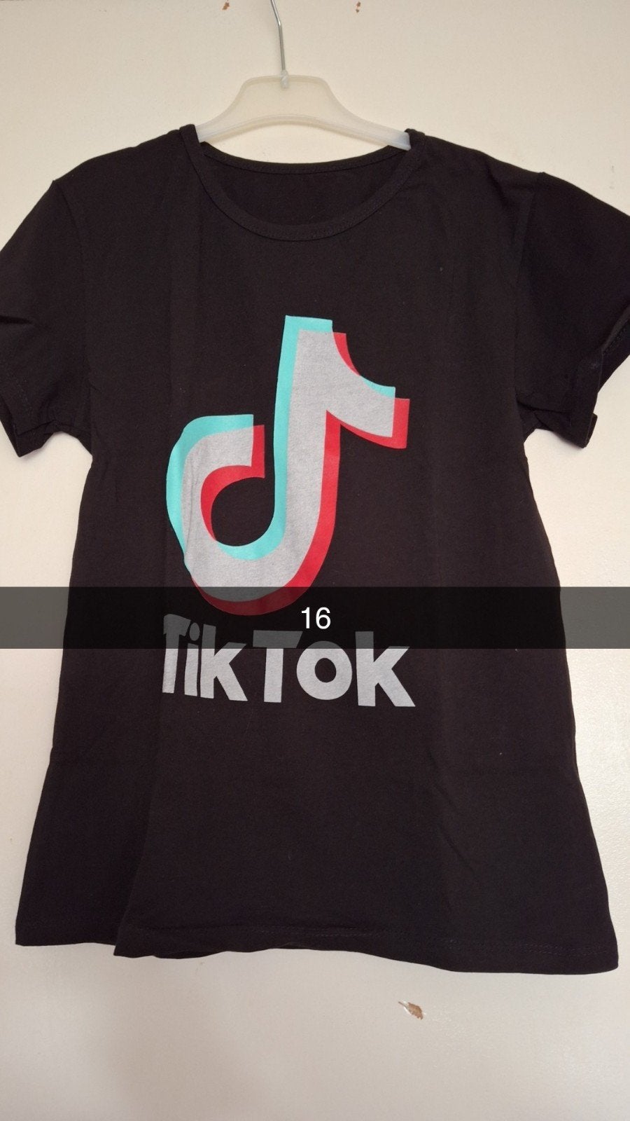 Tik tok t shirt, Vêtements | Femmes, T-shirts, Enlèvement ou Envoi