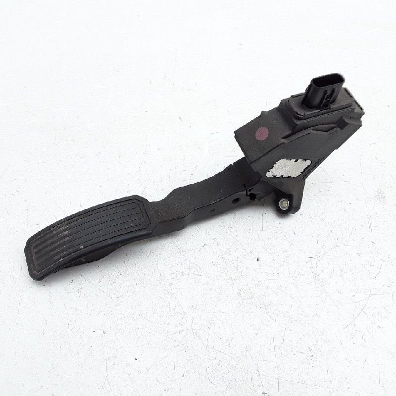 PEDALE D'ACCELERATEUR Toyota Corolla (E15) (11-2006/11-2013), Utilisé, Toyota
