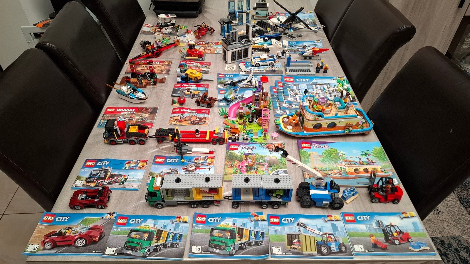 Lego in zeer goede staat met minifiguren (niet compleet), Kinderen en Baby's, Ophalen of Verzenden, Compleet, Lego, City