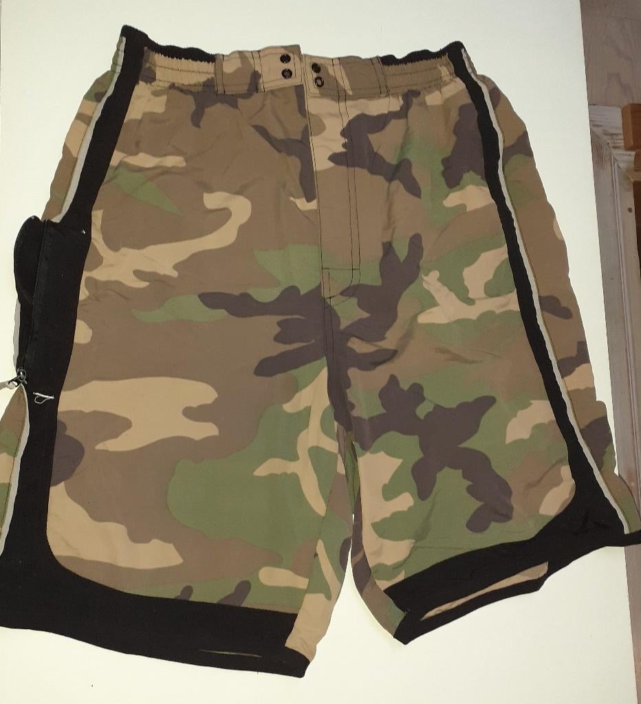 short heren military camo S/M, Ophalen of Verzenden, Nieuw, Maat 46 (S) of kleiner, Groen